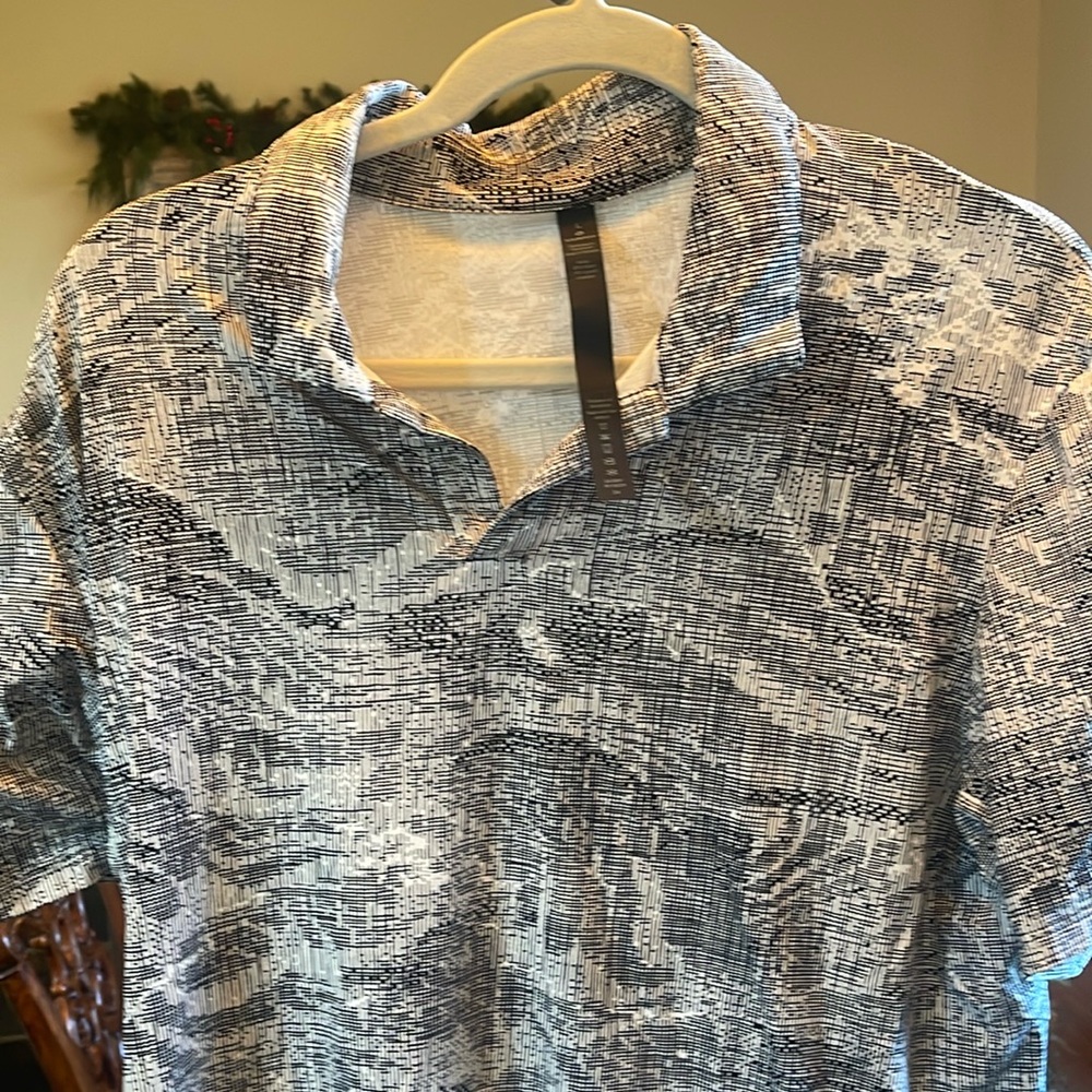 Men’s Lululemon  black-and-white polo shirt